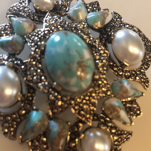 1960’s signed Sarah Coventry broach  absolutely gorgeous  turquoise and pearls - Picture 4 of 4